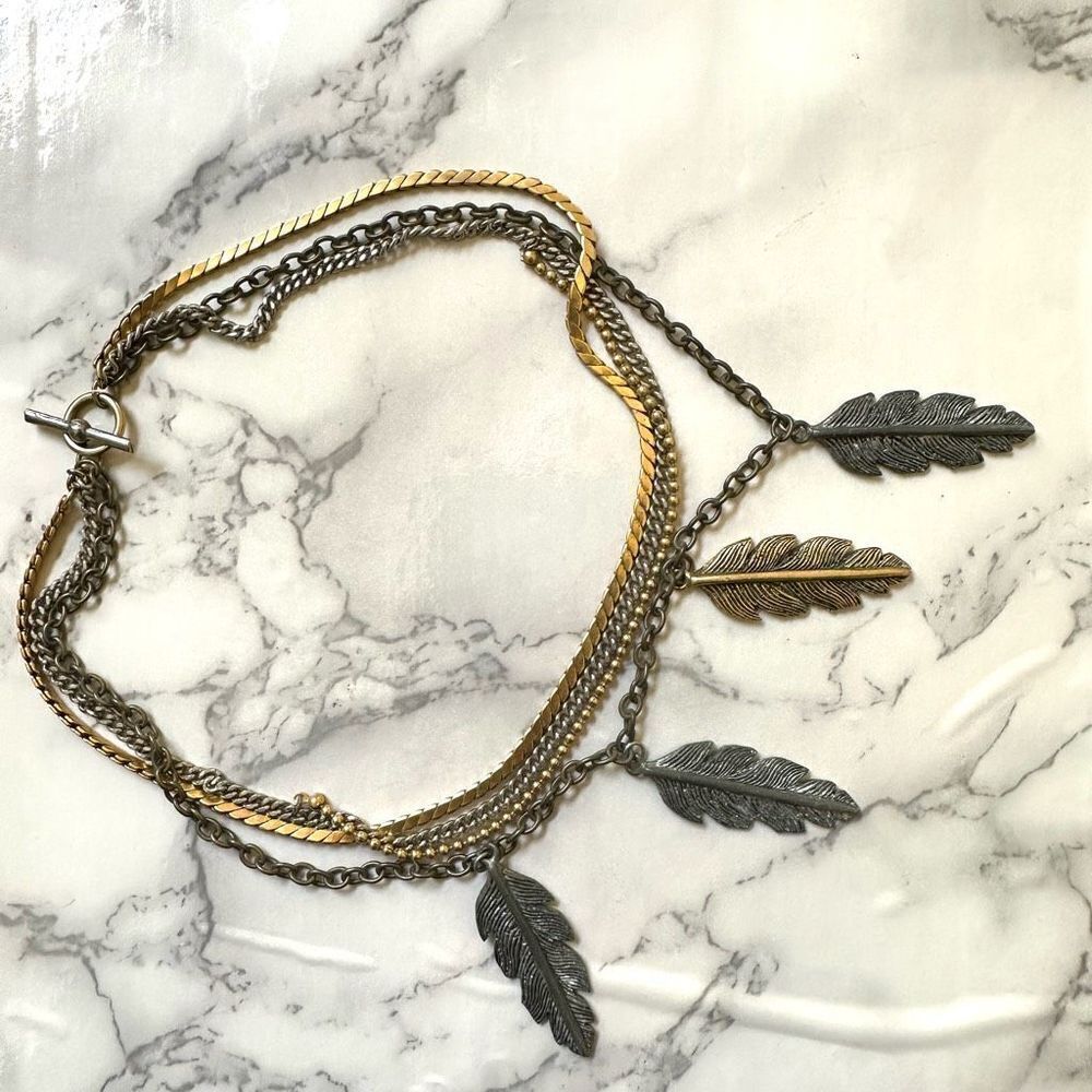 Multi strand leaf necklace - Picture 9 of 10
